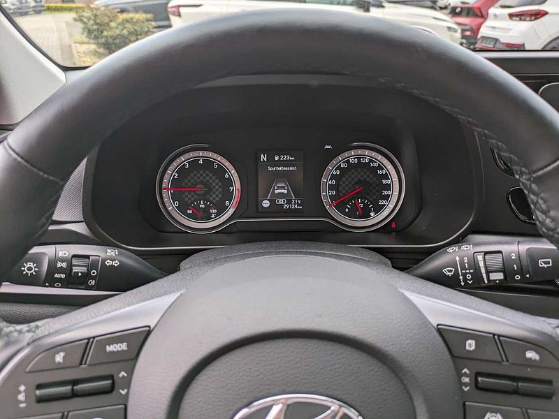 Hyundai i20 Select Mild-Hybrid, Funktionspaket, 8-Fach